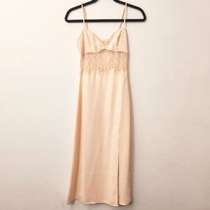 Nordstrom Peach Cream Lace Insert Slip Midi Slit Leg Dress